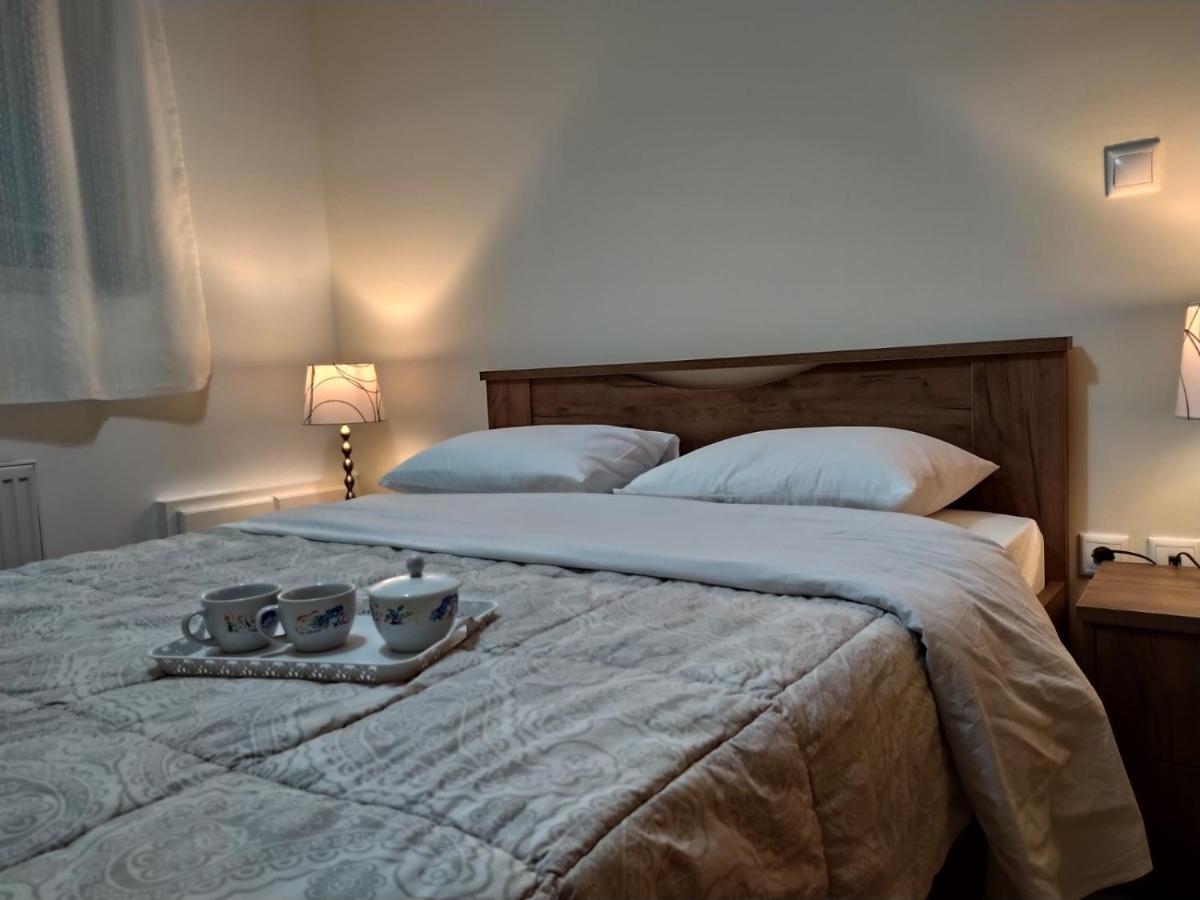 Overnight Athens Airport And Raphina Port Apartment Artemida  Buitenkant foto