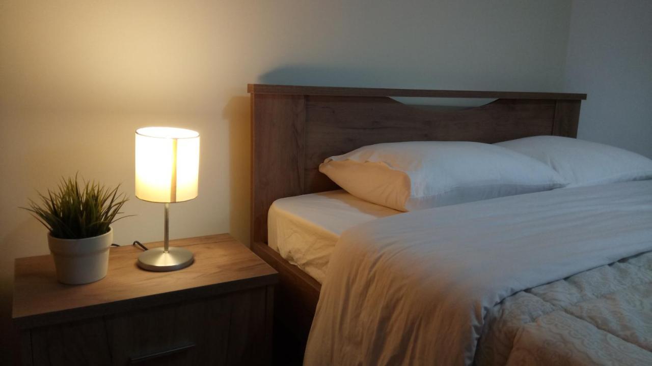 Overnight Athens Airport And Raphina Port Apartment Artemida  Buitenkant foto