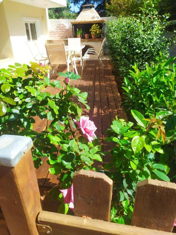 Overnight Athens Airport And Raphina Port Apartment Artemida  Buitenkant foto